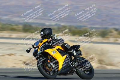 media/Jan-13-2024-SoCal Trackdays (Sat) [[9c032fe5aa]]/Turn 14 (10am)/